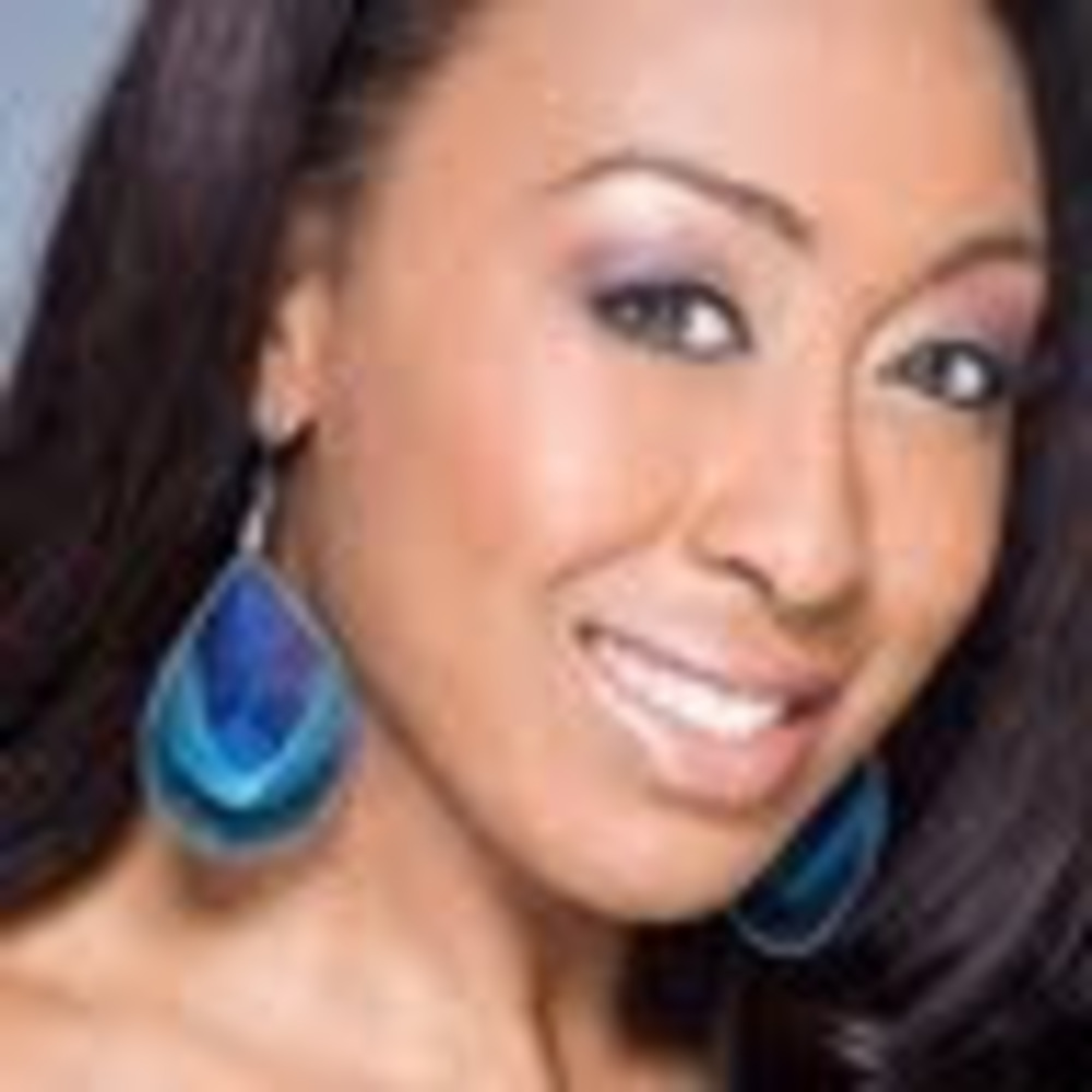 Meet your Posher, Lashia